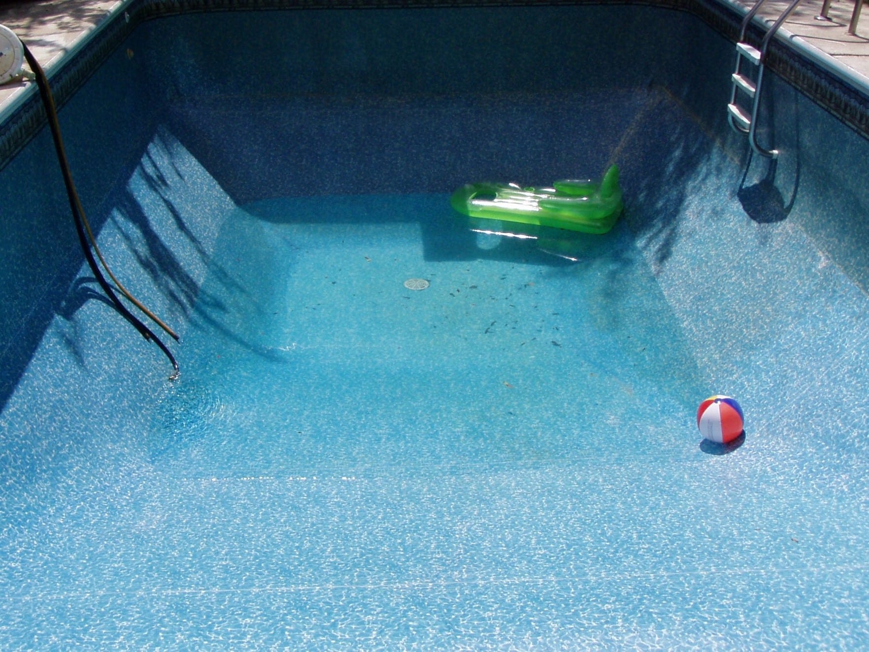 Pool Liner Replacement Service