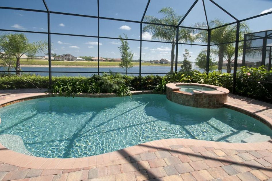 Florida Vibes Inground Pool