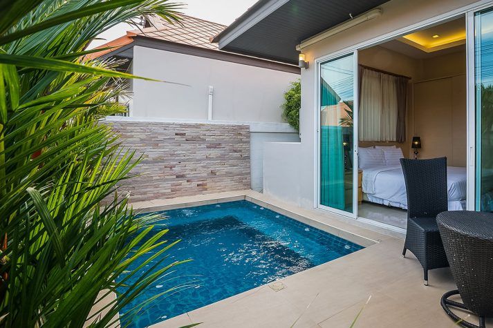 Private Bedroom Plunge Pool