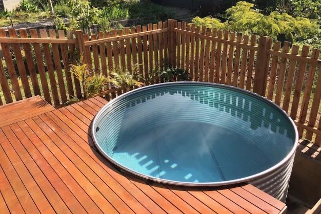 Stock-tank-plunge-pool